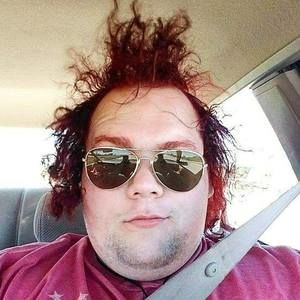 Meet your Posher, Cameron